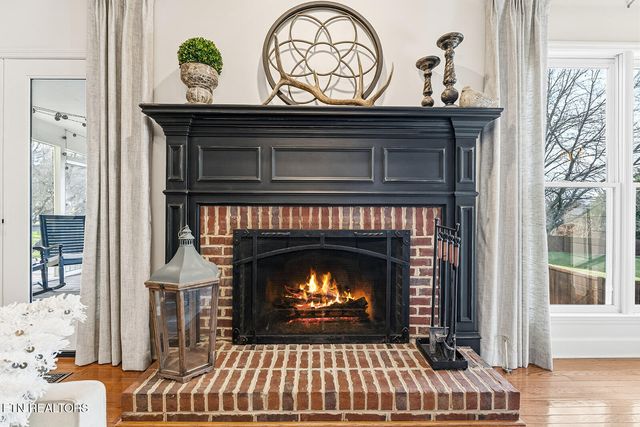 329 Farragut Crossing Drive, Knoxville, TN 37934