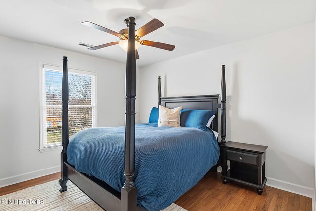 329 Farragut Crossing Drive, Knoxville, TN 37934