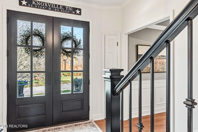 329 Farragut Crossing Drive, Knoxville, TN 37934