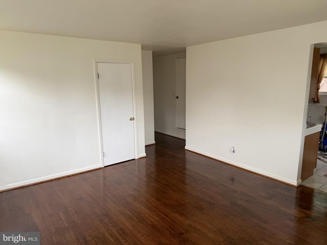 5911 QUEEN ANNE ST, Baltimore, MD 21207