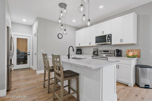 3965 Broadford Rd, Clarkson, KY 42726