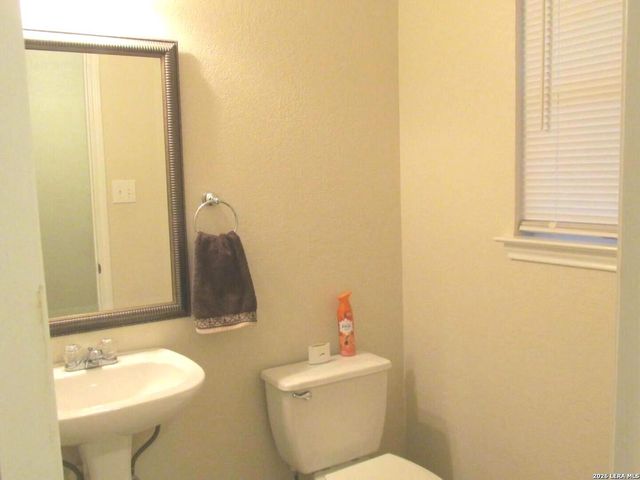 136 Hampton Way, Boerne, TX 78006