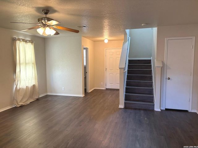 136 Hampton Way, Boerne, TX 78006