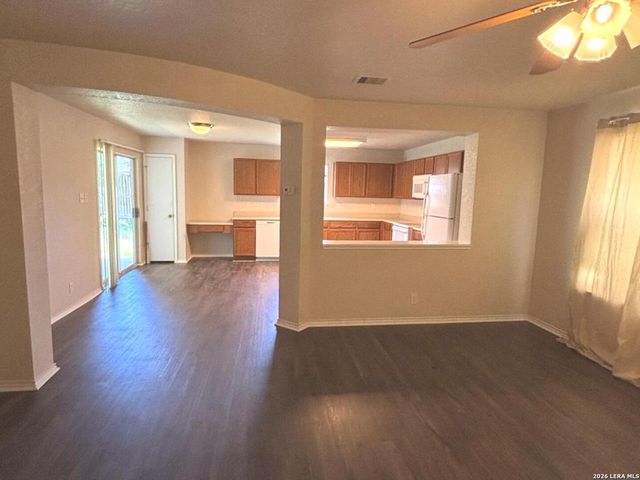 136 Hampton Way, Boerne, TX 78006