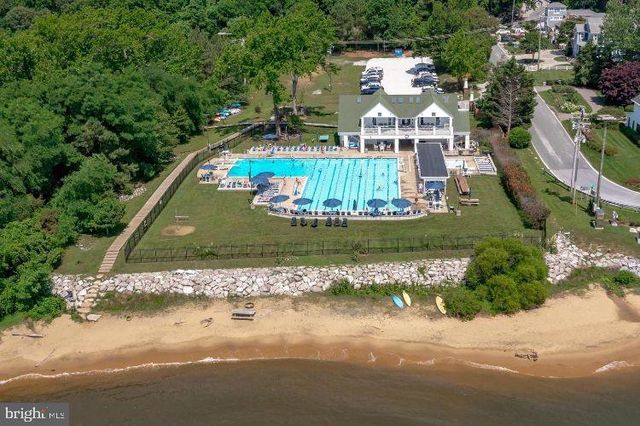 48 E LAKE DR, Annapolis, MD 21403