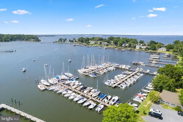 48 E LAKE DR, Annapolis, MD 21403