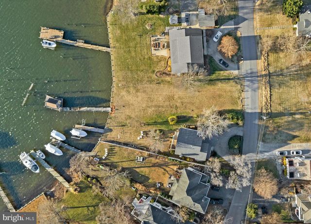 48 E LAKE DR, Annapolis, MD 21403