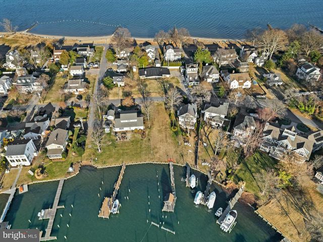 48 E LAKE DR, Annapolis, MD 21403