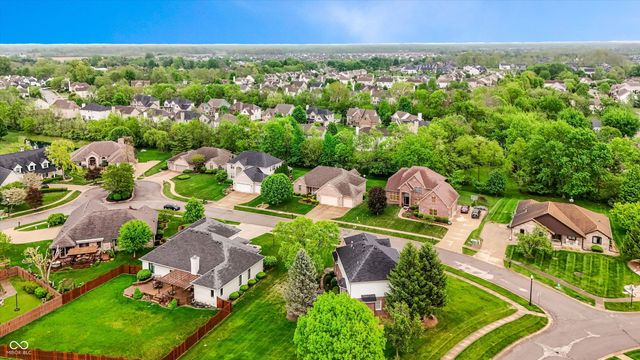 7649 Stones River Court, Indianapolis, IN 46259
