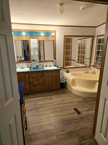 30589 Parkwood Road, Mcloud, OK 74851
