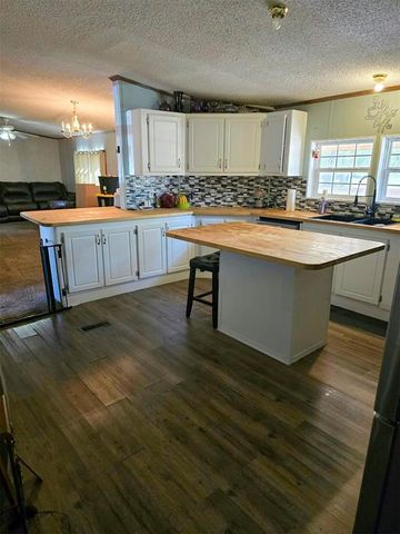 30589 Parkwood Road, Mcloud, OK 74851