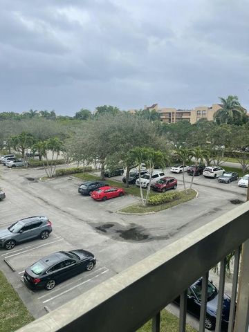 955 Egret Circle 411, Delray Beach, FL 33444