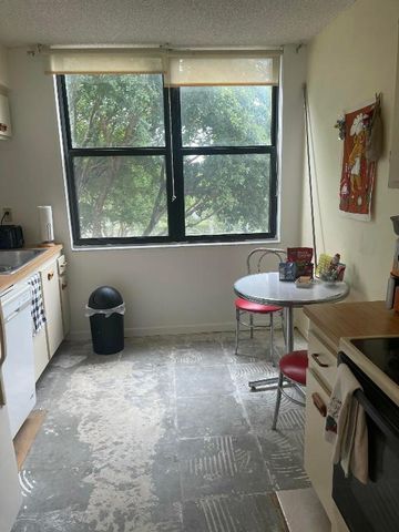 955 Egret Circle 411, Delray Beach, FL 33444