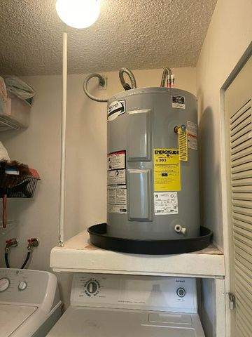 955 Egret Circle 411, Delray Beach, FL 33444