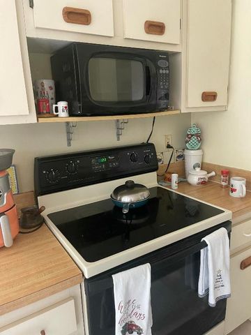 955 Egret Circle 411, Delray Beach, FL 33444