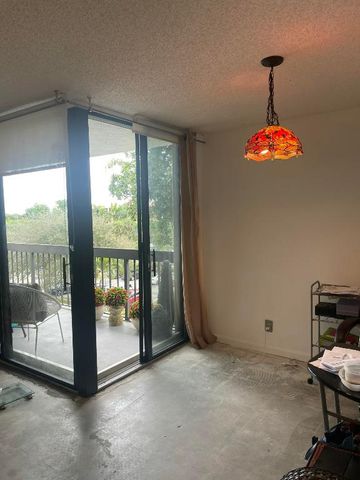 955 Egret Circle 411, Delray Beach, FL 33444