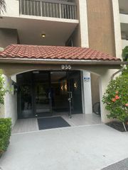 955 Egret Circle 411, Delray Beach, FL 33444