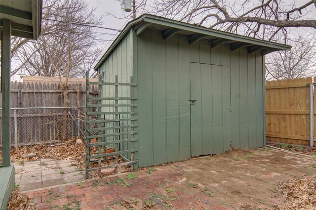 1703 Lamar Street, Mineral Wells, TX 76067