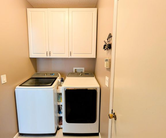 7480 Maynooth Drive, Dublin, OH 43017