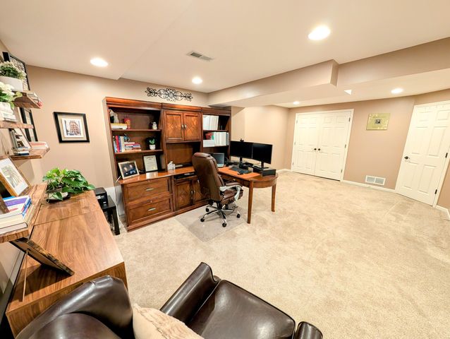 7480 Maynooth Drive, Dublin, OH 43017