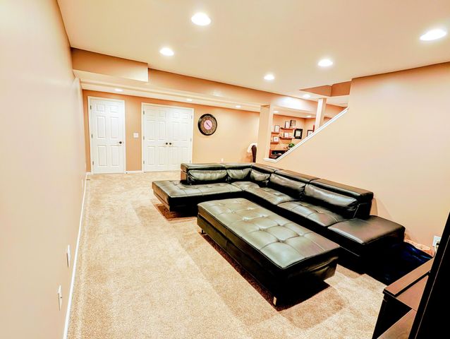 7480 Maynooth Drive, Dublin, OH 43017