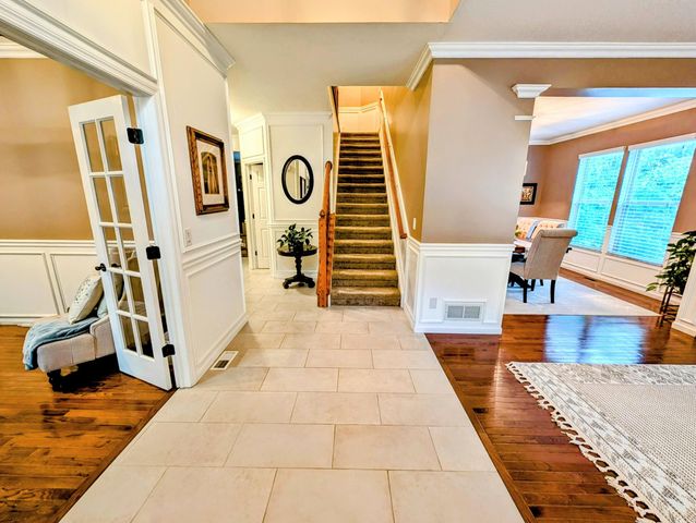 7480 Maynooth Drive, Dublin, OH 43017