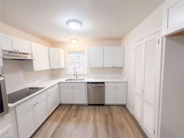 505 Leawood Drive, Greensboro, NC 27410