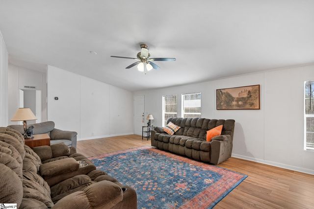 121 Wild Fern Road, Seneca, SC 29678