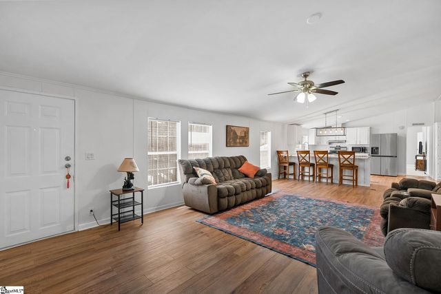 121 Wild Fern Road, Seneca, SC 29678