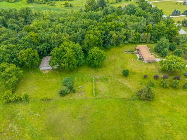 1850 N State Rd 827, Angola, IN 46703