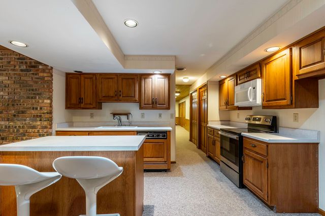 1850 N State Rd 827, Angola, IN 46703