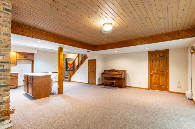 1850 N State Rd 827, Angola, IN 46703
