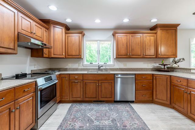 1850 N State Rd 827, Angola, IN 46703