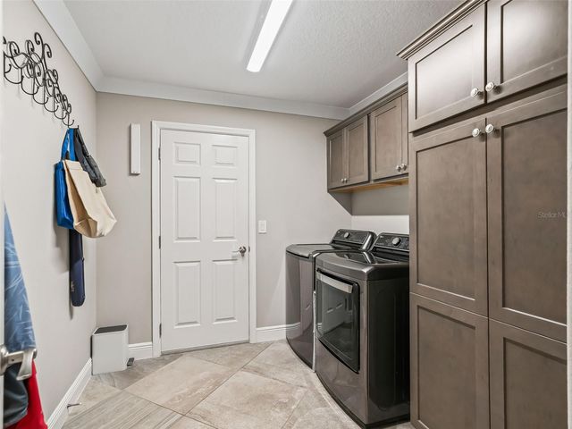 3218 ZIPPERER WAY, The Villages, FL 32163