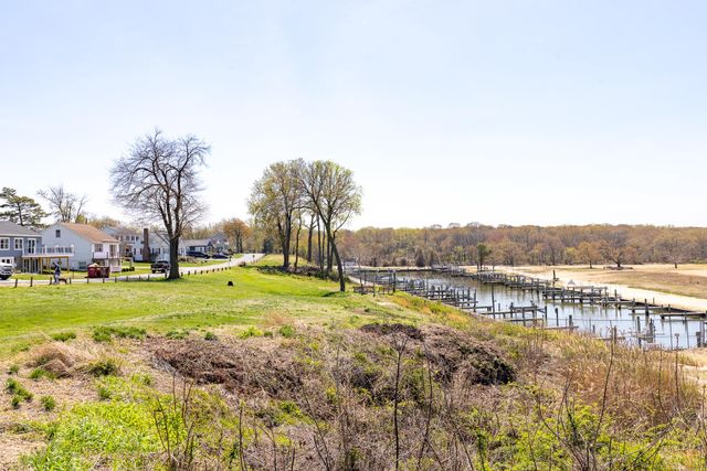 144 S PARK DR, Earleville, MD 21919