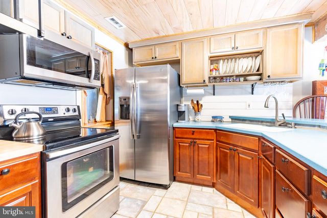 144 S PARK DR, Earleville, MD 21919
