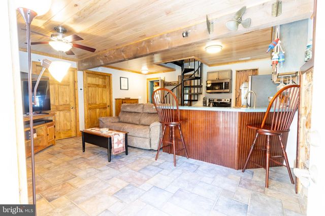 144 S PARK DR, Earleville, MD 21919