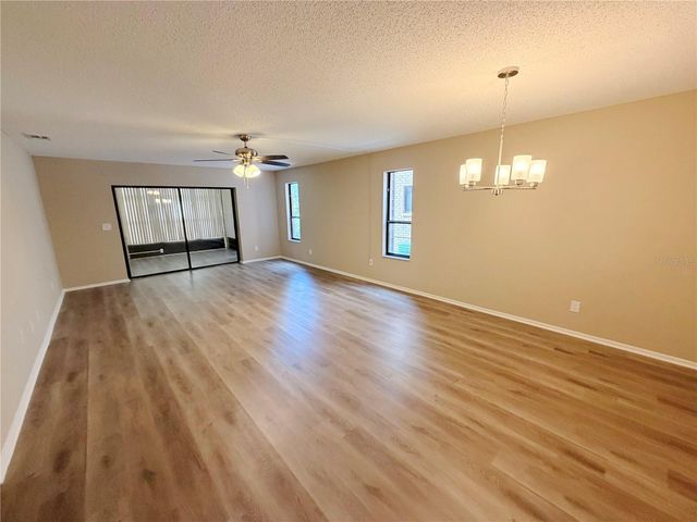 562 BELLTOWER AVENUE 220, Deltona, FL 32725