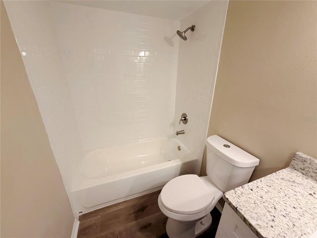 562 BELLTOWER AVENUE 220, Deltona, FL 32725