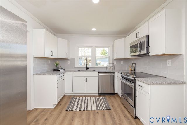 1128 Palm St, Hopewell, VA 23860
