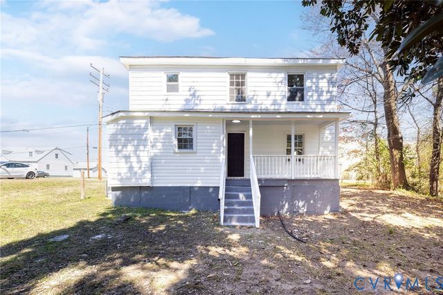 1128 Palm St, Hopewell, VA 23860