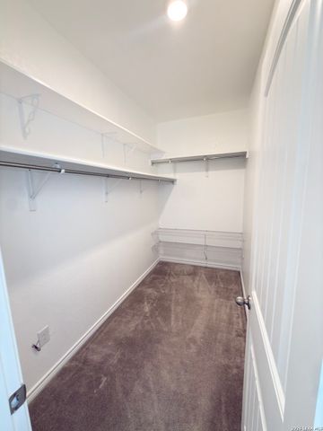 4643 Via Sonoma, Converse, TX 78109