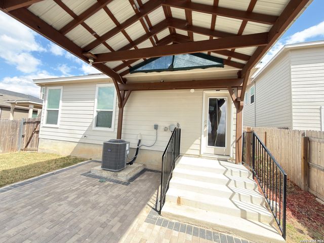 4643 Via Sonoma, Converse, TX 78109