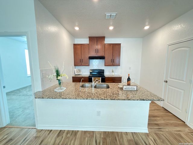 4643 Via Sonoma, Converse, TX 78109