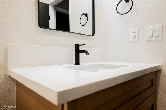 1676 Jupiter Court A, Las Vegas, NV 89119