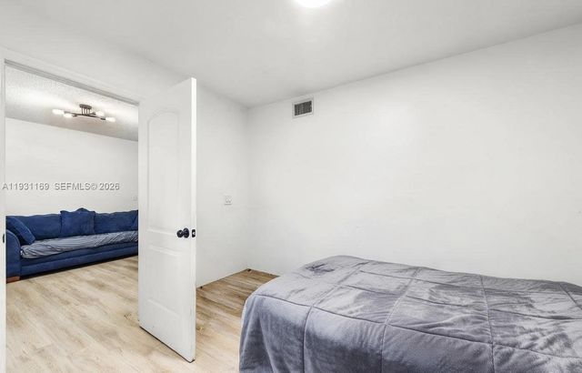 3700 N 56th Ave 1012, Hollywood, FL 33021