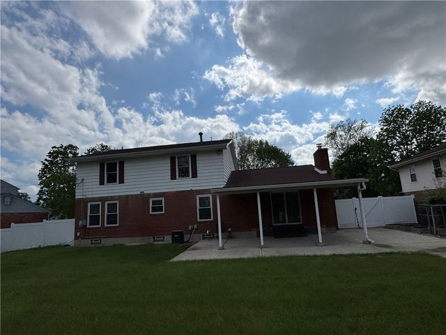 4144 Meadowsweet Drive, Dayton, OH 45424
