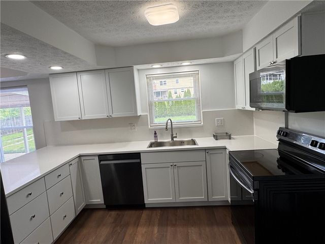 4144 Meadowsweet Drive, Dayton, OH 45424