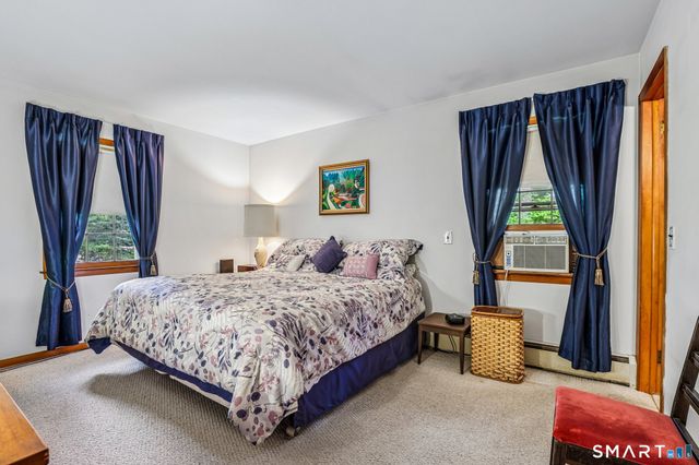 14 Chipping Lane, Norwalk, CT 06854