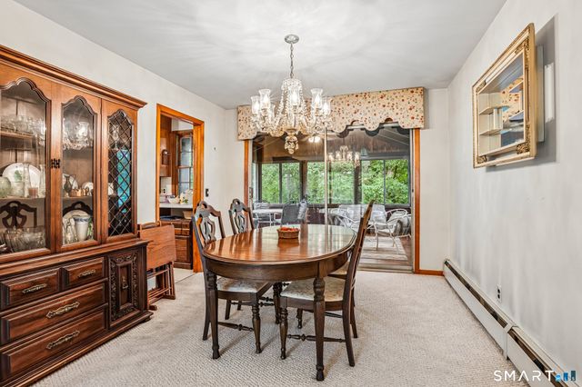 14 Chipping Lane, Norwalk, CT 06854